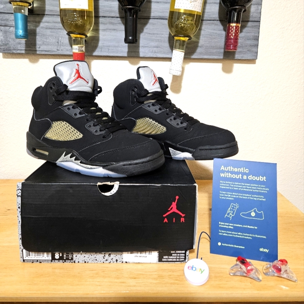 Air Jordan 5 Retro OG Black Metallic Silver Fire Red 2016 men's size 8.5